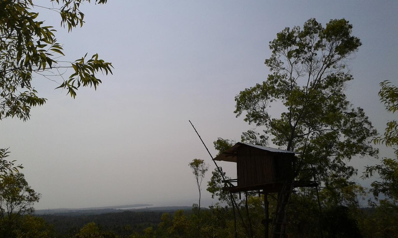Rumah Pohon Batununggul エクステリア 写真